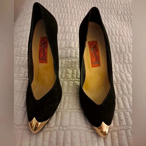 *Final Price* Gold Toe Black Heels EUC 6.5 Size